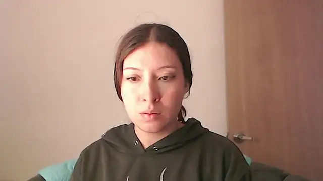 -Ivonny- online show from 11-26-25, 08:31