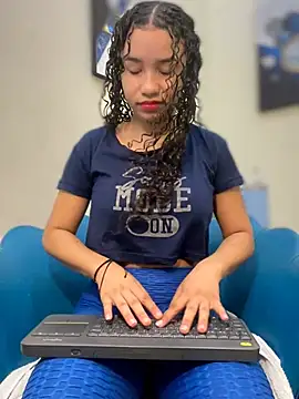 ZoeyFierce online show from 07-11-26, 07:47
