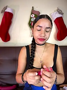 ZoeyFierce online show from 12-21-25, 01:13