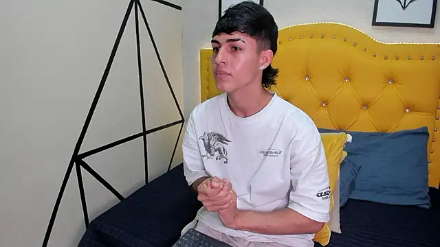 Snapshot of Ethan_Jamees chatting on 02-27-26, 08:08 Ethan Jamees online show from 02-27-26, 08:08