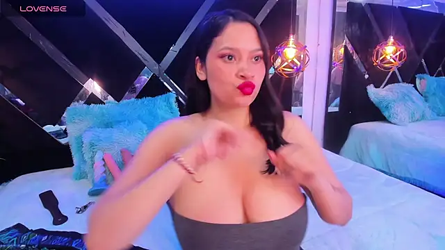 miiacharloth online show from 03-04-26, 01:35