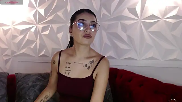 Snapshot of idk_24_ chatting on 01-14-26, 04:54 idk 24 online show from 01-14-26, 04:54