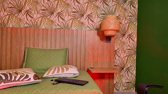 Mia Cullen online show from 02-26-26, 11:43