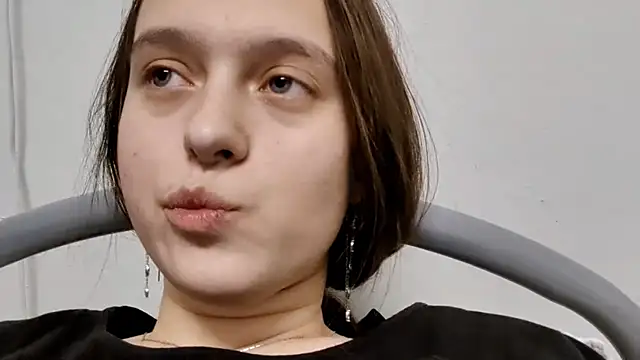 SophieHazely online show from 01-11-26, 10:11