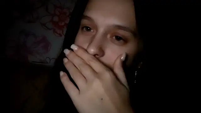 Snapshot of SophieHazely chatting on 11-29-25, 01:11 SophieHazely online show from 11-29-25, 01:11