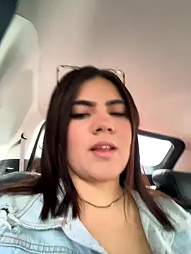 Snapshot of valenhill chatting on 12-01-25, 02:07 valenhill online show from 12-01-25, 02:07