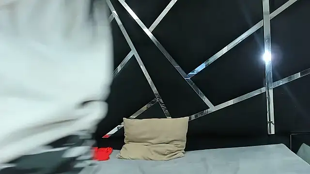 Alyssa Noah online show from 01-11-26, 03:13