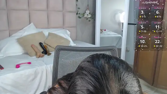 Snapshot of KaylaVonn chatting on 01-13-26, 03:43 KaylaVonn online show from 01-13-26, 03:43