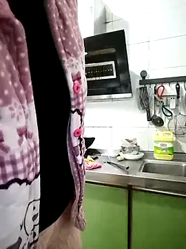 mimi2052 online show from 12-18-25, 12:31