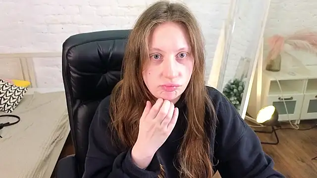 Helga vibe online show from 02-08-26, 04:54