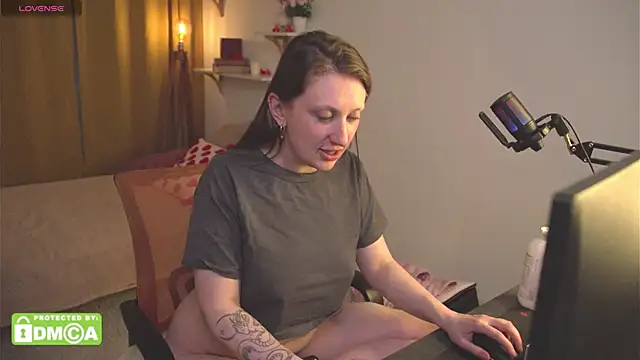 Helga vibe online show from 04-14-26, 09:25