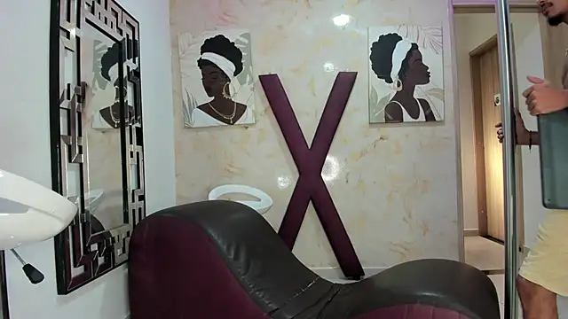 Snapshot of COUPLES_BOYS chatting on 05-28-26, 07:20 COUPLES BOYS online show from 05-28-26, 07:20