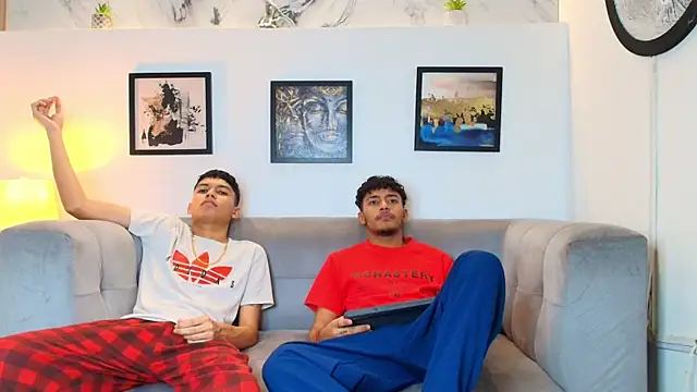 COUPLES BOYS online show from 02-24-26, 01:28