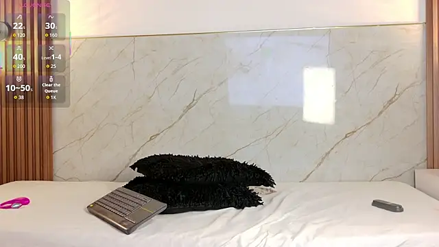 Little michiko online show from 12-20-25, 10:45