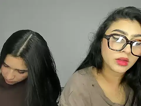 ROUS SWEET  online show from 11-30-25, 03:51