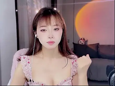 Kikikiki5678 online show from 12-17-25, 01:54