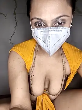 HONEY BEBS online show from 02-05-26, 05:53