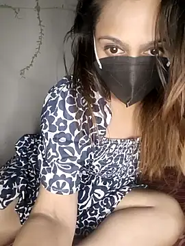 HONEY BEBS online show from 02-23-26, 06:19