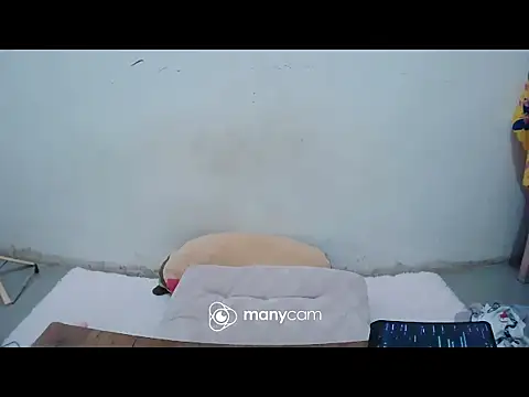 hottiemama69 online show from 07-23-26, 06:37