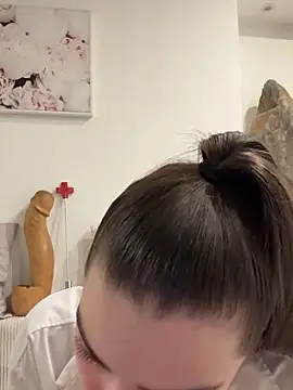 Sugarbellax online show from 12-04-25, 05:45