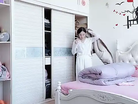 Snapshot of molihua_7788 chatting on 11-28-25, 06:02 molihua 7788 online show from 11-28-25, 06:02