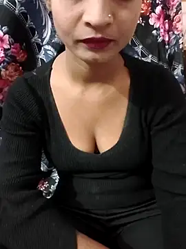 Zoyaa-Zubair online show from 12-20-25, 08:06