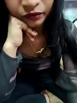 Zoyaa-Zubair online show from 03-17-26, 07:17