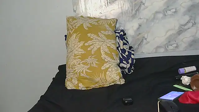Snapshot of SexyZuluBarbie chatting on 07-18-26, 07:22 SexyZuluBarbie online show from 07-18-26, 07:22