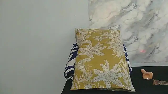 Snapshot of SexyZuluBarbie chatting on 06-02-26, 10:37 SexyZuluBarbie online show from 06-02-26, 10:37