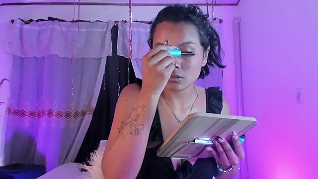 CloeEvans0 online show from 11-30-25, 07:14