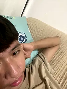 Snapshot of asiantwink0000 chatting on 12-17-25, 07:19 asiantwink0000 online show from 12-17-25, 07:19