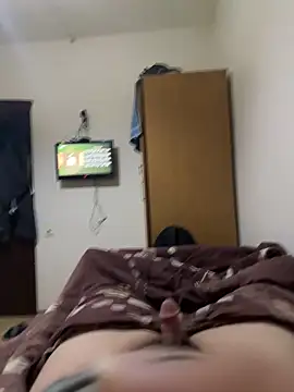 Snapshot of brt2552 chatting on 03-11-26, 03:22 brt2552 online show from 03-11-26, 03:22