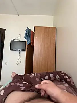 Snapshot of brt2552 chatting on 01-11-26, 08:43 brt2552 online show from 01-11-26, 08:43