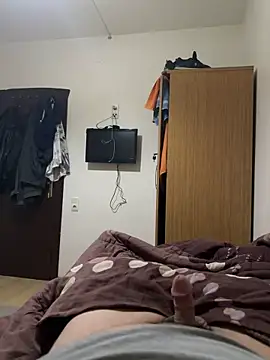 Snapshot of brt2552 chatting on 03-04-26, 04:26 brt2552 online show from 03-04-26, 04:26