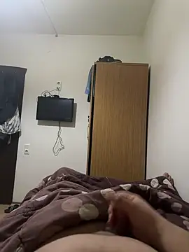 Snapshot of brt2552 chatting on 03-13-26, 08:14 brt2552 online show from 03-13-26, 08:14