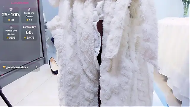 Wan-Yun-520 online show from 03-29-26, 02:24