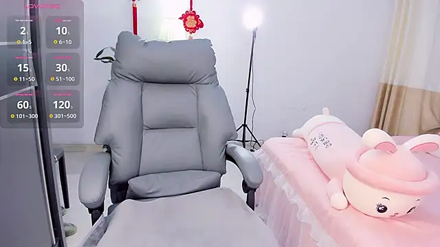 Wan-Yun-520 online show from 03-17-26, 12:24