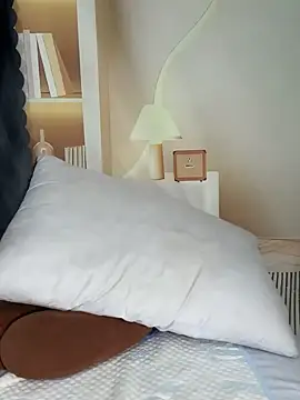 light wei online show from 04-18-26, 04:20