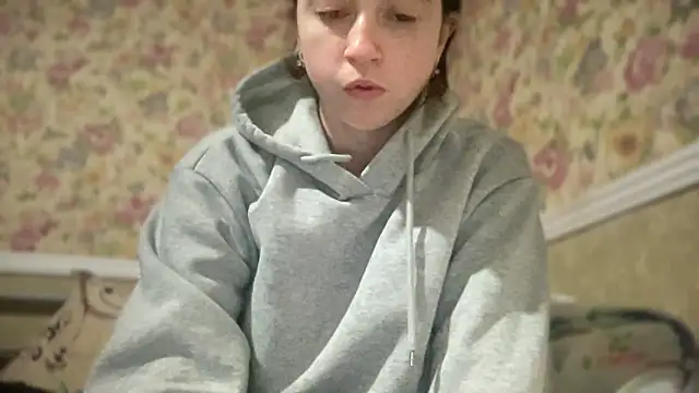 Aphr0ditee online show from 05-01-26, 02:44