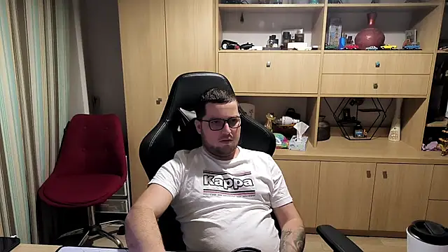 kevinnlovelly online show from 12-02-25, 11:28