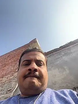 Saxymood1111 online show from 01-17-26, 08:40