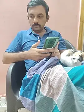 Snapshot of smgrtamil chatting on 11-29-25, 04:56 smgrtamil online show from 11-29-25, 04:56