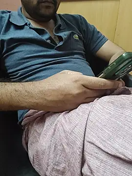 Snapshot of smgrtamil chatting on 01-07-26, 06:29 smgrtamil online show from 01-07-26, 06:29