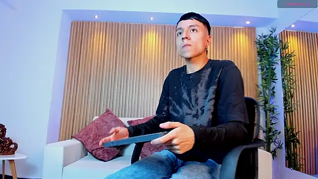 Bastthianxxx online show from 12-02-25, 07:37