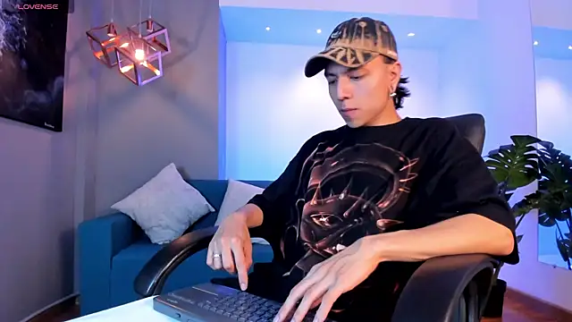 Bastthianxxx online show from 11-30-25, 11:33