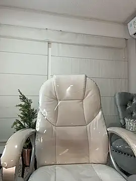 AnnaJaimes online show from 07-24-26, 12:06