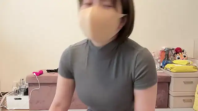 Soratan1218 online show from 12-05-25, 03:27