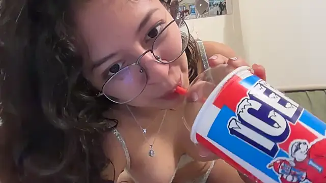 Alicatcua  online show from 04-03-26, 02:40