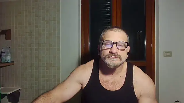 Snapshot of Mauro7788 chatting on 01-07-26, 06:40 Mauro7788 online show from 01-07-26, 06:40