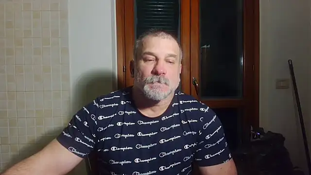 Snapshot of Mauro7788 chatting on 02-22-26, 10:00 Mauro7788 online show from 02-22-26, 10:00